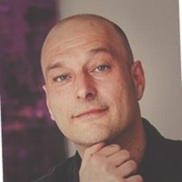 Porträt von Bernd Schüller, Innenarchitekt